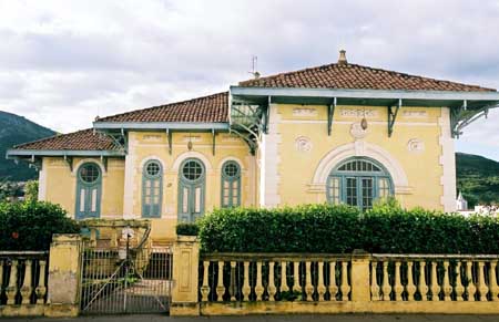 (2006)